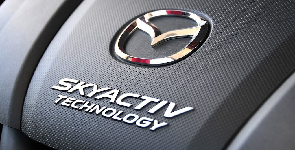 Mazda představila nový převratný vznětový motor na benzin s označením SKYACTIVE X