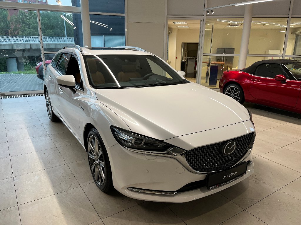 Mazda 6 WGN 2.5G 194hp 6AT 20thAnniversary